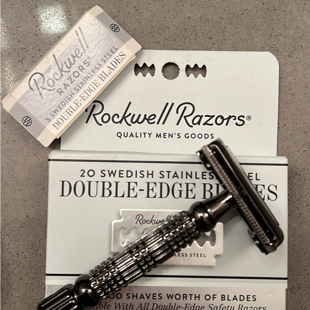 Rockwell Black Double-Edge Safety Razor
